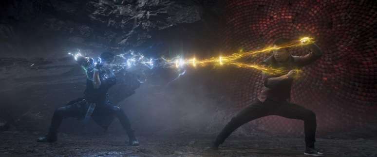 Pura doideira e Kung Fu (Imagem: Reprodução/Marvel Studios)