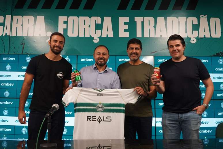 Coritiba anunca parceria com a Ambev e Zé Delivery.