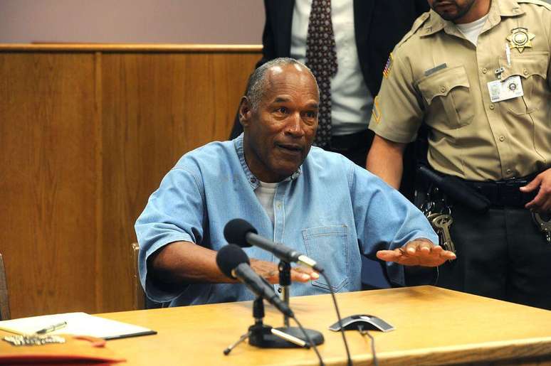 OJ Simpson em audiência 2017, quando recebeu liberdade condicional por pena relativa a episódio em Las Vegas