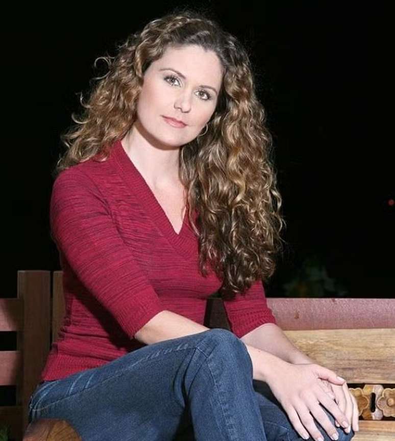 Soul mate!  Singer Joanna talks about marriage to the Catholic artist