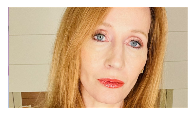 One again!  JK Rowling, from ‘Harry Potter’, has a new transphobic attitude;  7 times the author has proven that prejudice is MUCH worse than witchcraft