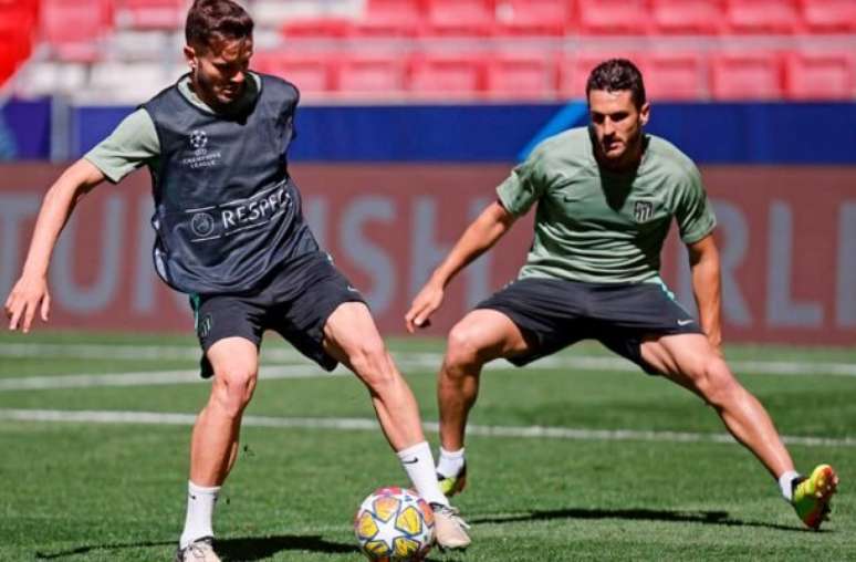 Foto Divulgação / Atlético de Madrid - Legenda: Treino do Atlético na véspera do jogo contra o Girona