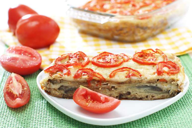 Torta de berinjela com três queijos 