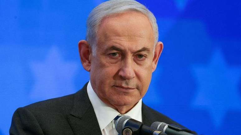 O primeiro-ministro de Israel, Benjamin Netanyahu, convocou um gabinete de guerra para discutir o ataque do Irã