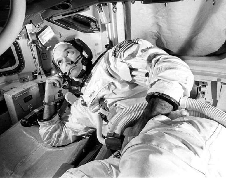 Michael Collins pôde saborear um cafezinho enquanto ficou no módulo de comando da Apollo 11(Imagem: Reprodução/NASA)