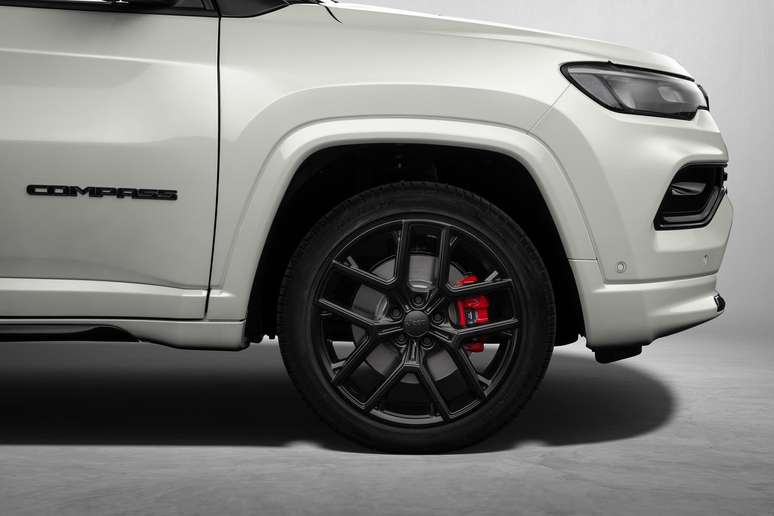 Jeep Compass 2025 Blackhawk 2.0T Hurricane 4x4