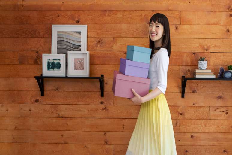 “Marie Kondo: A Magia da Arrumação” é um reality show de organização da casa 