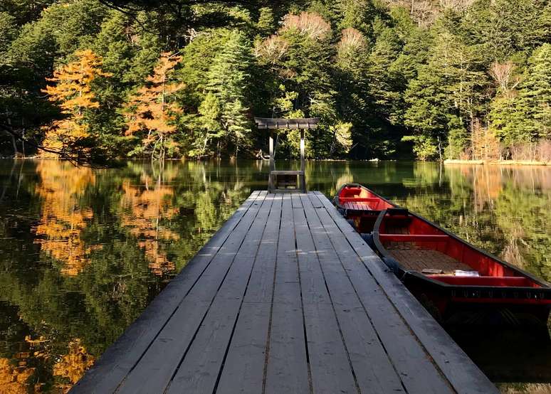 Lago Myojin: lugar de silêncio, adoração e contemplação