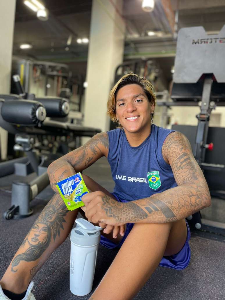 Ana Marcela Cunha promete chegar '200% competitiva' em de Paris 2024