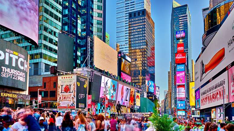Existe uma forma bem acess&iacute;vel de aparecer em um dos tel&otilde;es da Times Square