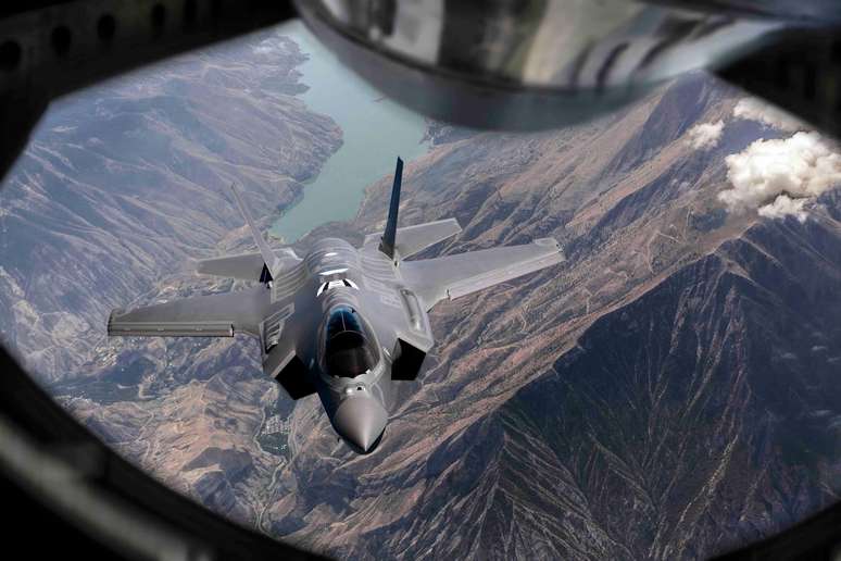 O F-35 é uma das aeronaves mais avançadas do mundo