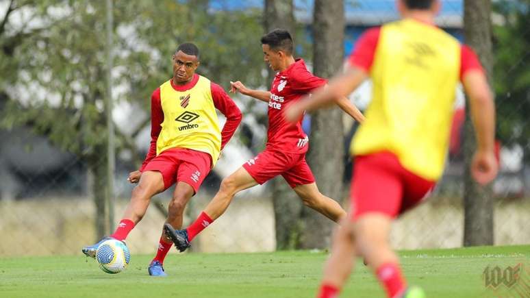 Erick deve ser mantido na equipe do Furacão.