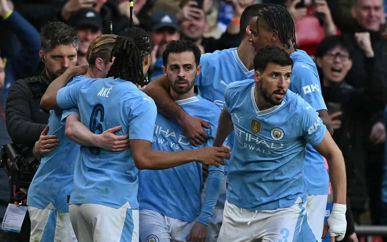 Bernardo Silva makes up for the mistake made in the Champions League and puts Manchester City in the FA Cup final;  see the objective of the game