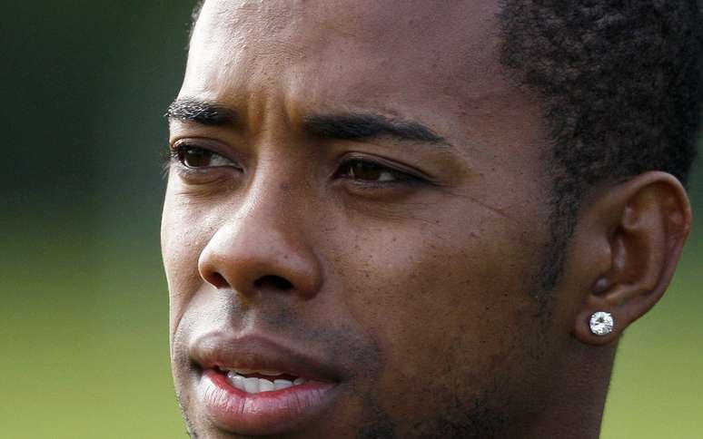 Arrested for a month, Robinho is enrolled in the penitentiary;  see the former player’s routine