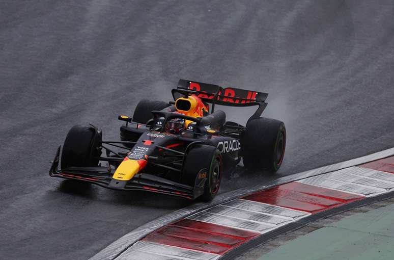 Verstappen no GP da China: mostrando o melhor e o pior do RB20