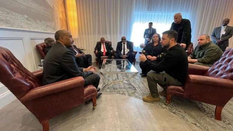 A reuni&atilde;o surpresa entre Zelensky e al-Burhan sinalizou o envolvimento da Ucr&acirc;nia no Sud&atilde;o