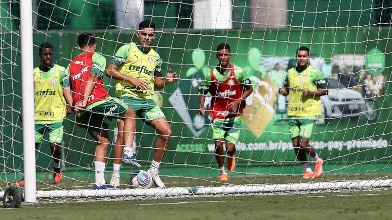 Bruno Rodrigues foi a novidade do treino do Palmeiras