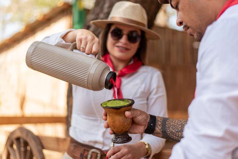 Hoje é dia do Chimarrão: aprenda a preparar a bebida