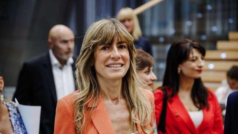 O líder do Partido Socialista Operário Espanhol (PSOE) atribui a denúncia contra a sua esposa, Begoña Gómez, a 'uma operação de assédio e difamação'