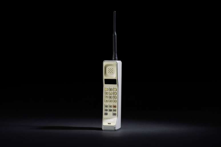 Motorola DynaTAC 8000X