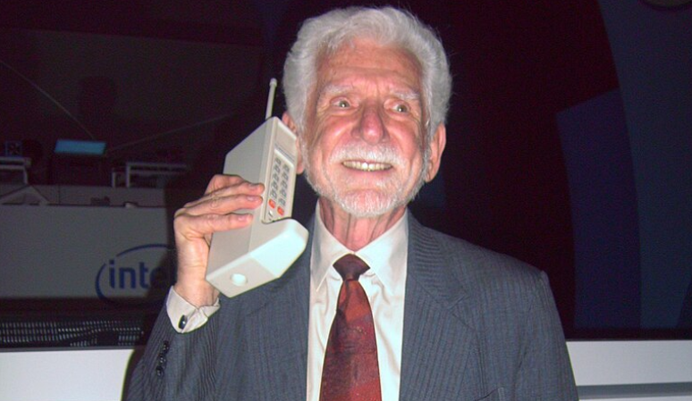 Dr. Martin Cooper, o inventor do celular