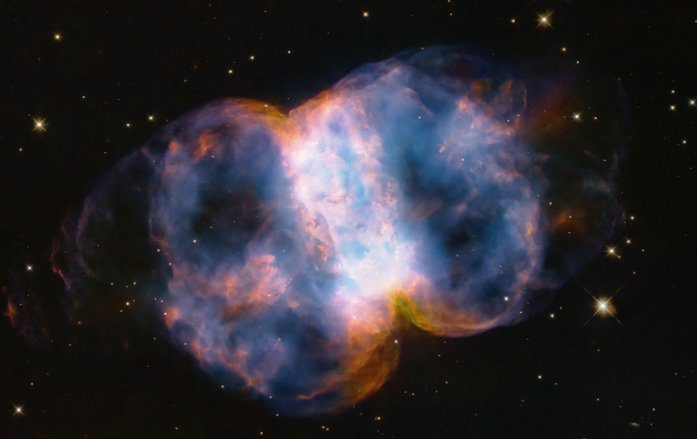 La pequeña nebulosa de la mancuerna de 