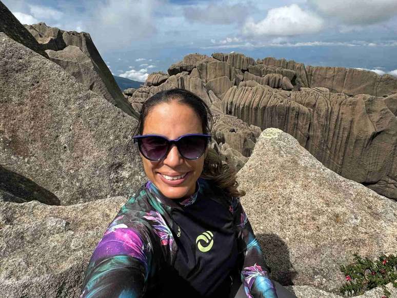 Juliana Simões no Pico das Agulhas Negras 