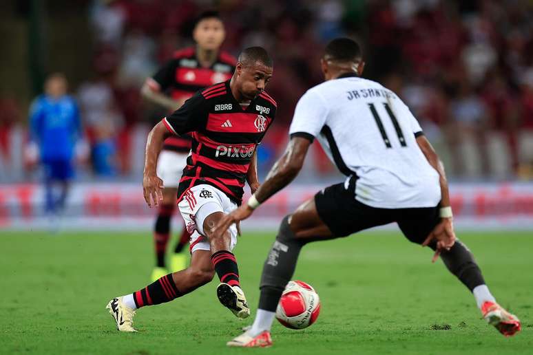 De La Cruz pelo Flamengo. 