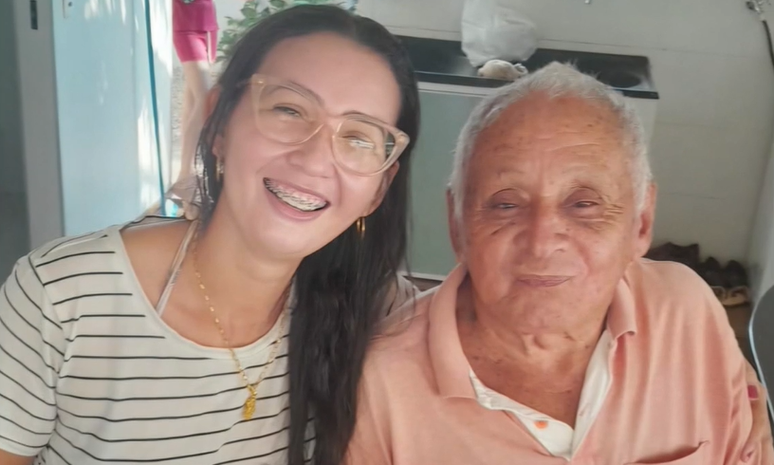 Raquel Soares, filha de Pilson Pereira da Silva, de 81 anos