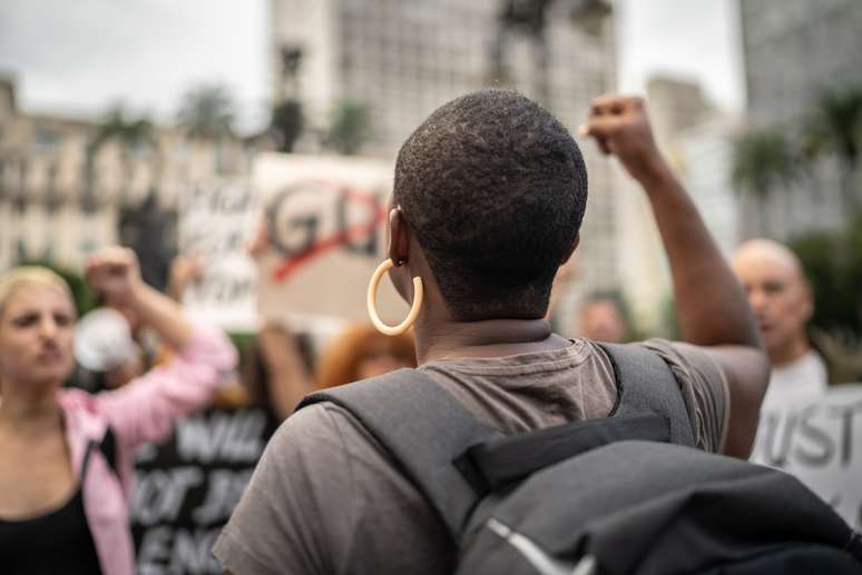 Manifestação dia do trabalhador em via publica.