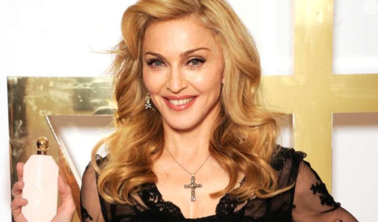 Truth or dare: Madonna’s perfume is proof that the singer is also successful off stage.  Discover the details of the fragrance!