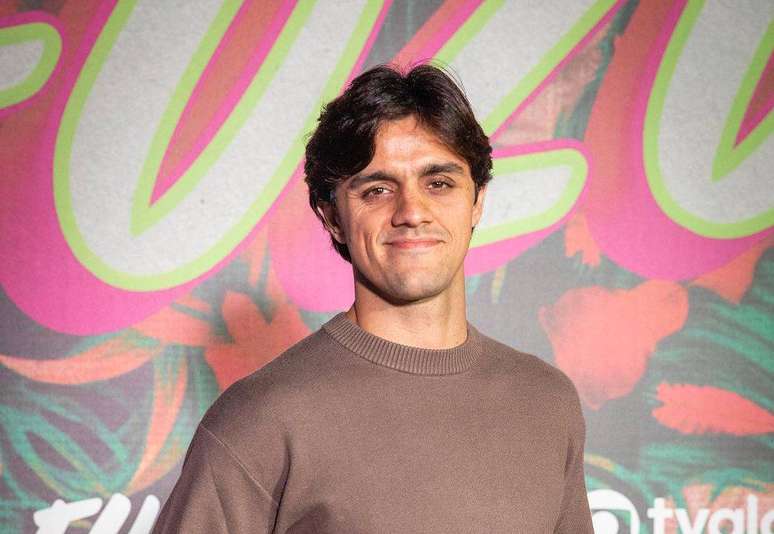 O ator Felipe Simas