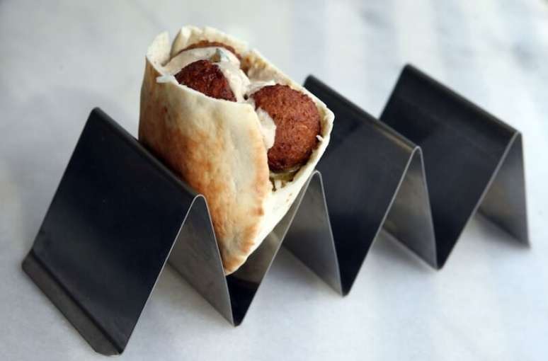  O Falafel servido no Pinati