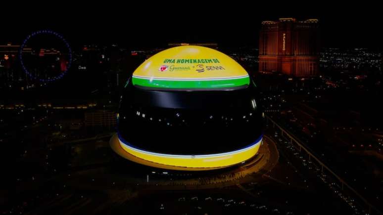 Sphere Arena exibe capacete de Ayrton Senna em homenagem em Las Vegas.