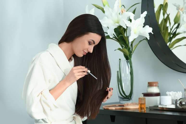 Treating your hair with natural oils helps with hydration Treating your hair with natural oils helps with hydration
