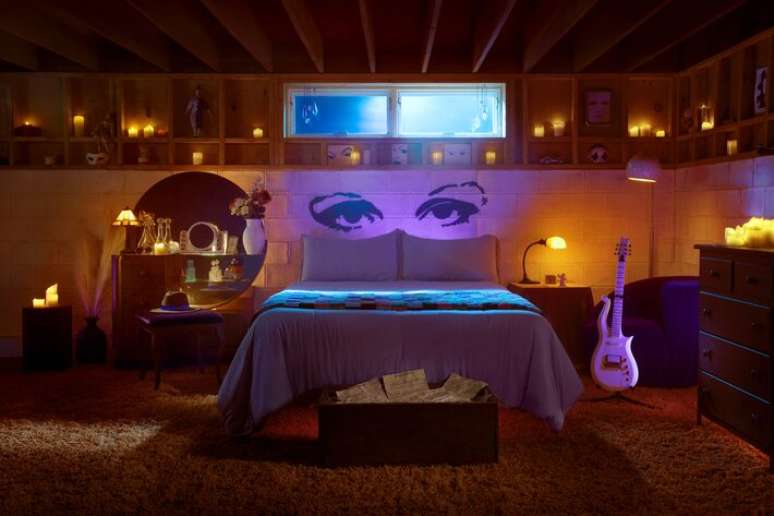 Prince comprou a casa do lend&aacute;rio filme Purple Rain em Mine&aacute;polis, Minnesota (EUA), e &eacute; a primeira vez que ela ser&aacute; aberta ao p&uacute;blico