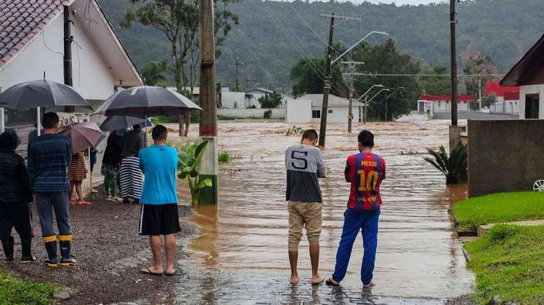 Chuvas intensas deixaram mortos e desabrigados no Rio Grande do Sul