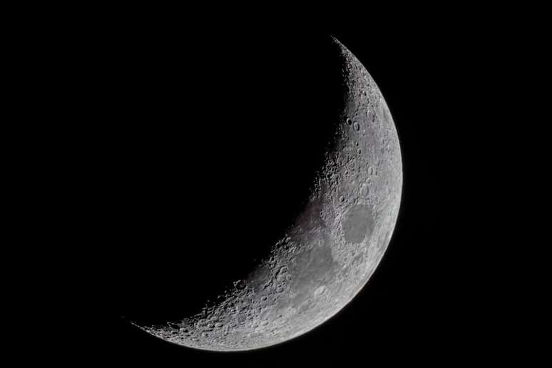 Discover the trends of the Waning Moon in Aquarius