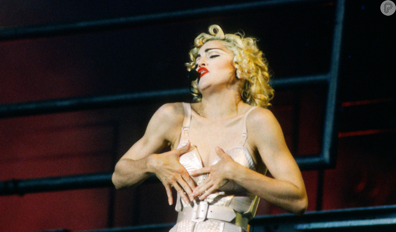Neither Sylvester Stallone nor George Clooney: Madonna has already confessed her impossible passion for a married heartthrob – in front of his wife!
