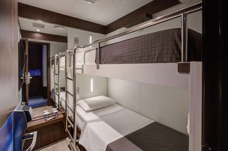 The cabin with Fast Sleep bunk bed, to catch up on a few hours of sleep The cabin with Fast Sleep bunk bed, to catch up on a few hours of sleep