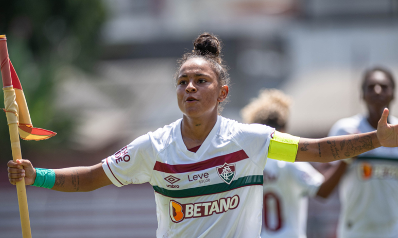 Fluminense scores at the end and leaves Z-4 in the Brazilian women’s championship
