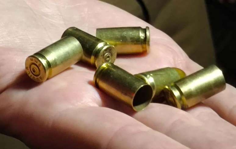 Materiais apreendidos pela pol&iacute;cia.