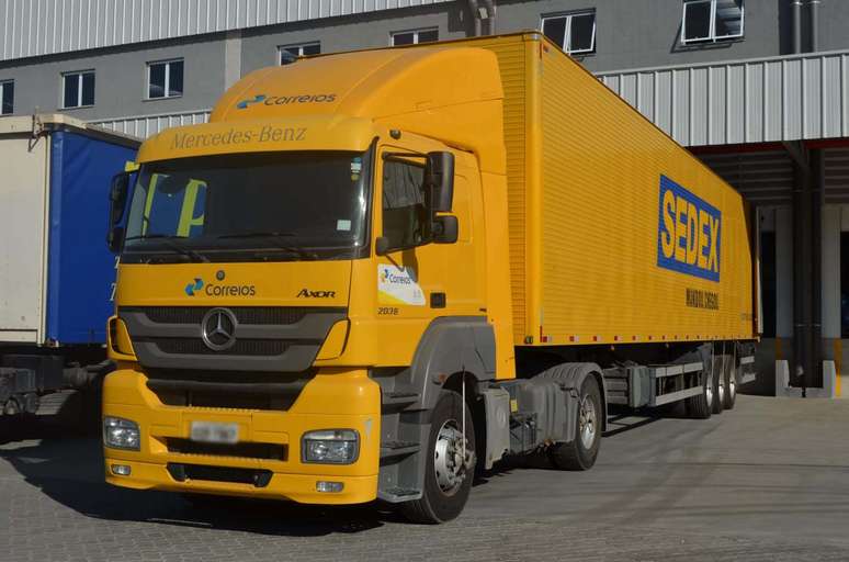 Caminh&atilde;o dos Correios.