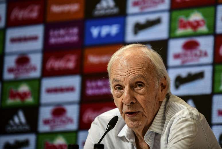 Cesar Luis Menotti morre neste domingo 