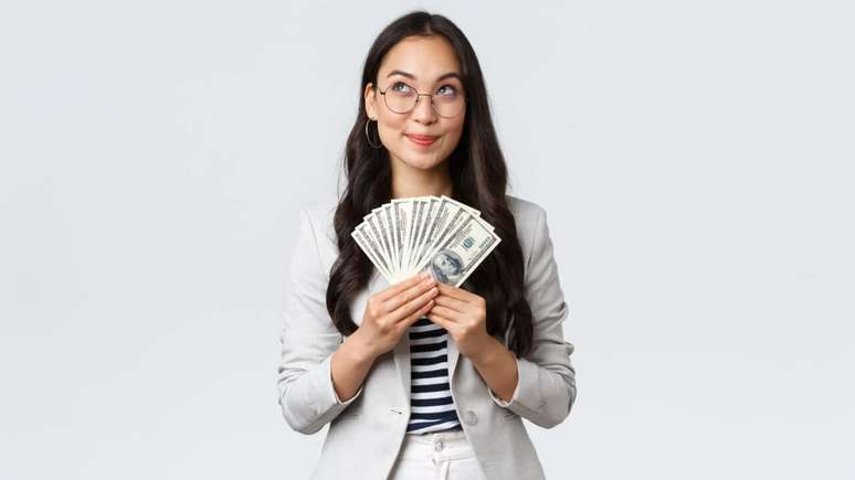 Work and Money Horoscope: predictions for the week