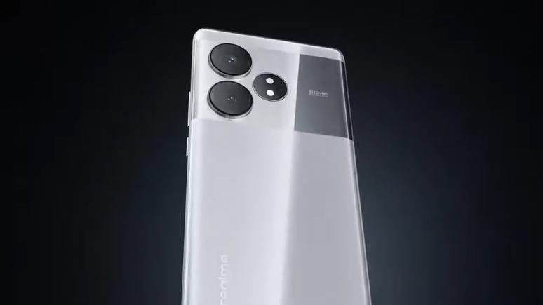 O Realme GT Neo 6 deve estrear como uma versão mais robusta do GT Neo 6 SE, tendo o Snapdragon 8s Gen 3 como destaque (Imagem: Divulgação/Realme)