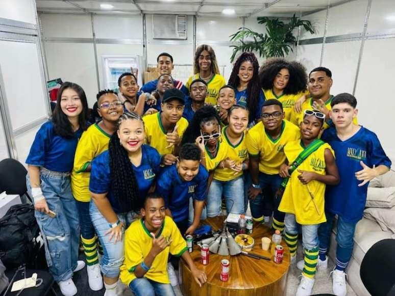 Madonna gives gifts to young rhythm artists who played at the show: ‘The joy of the children was priceless’