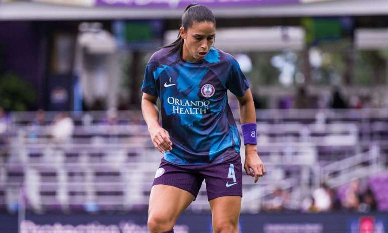 Rafaelle Orlando Pride Futebol Feminino