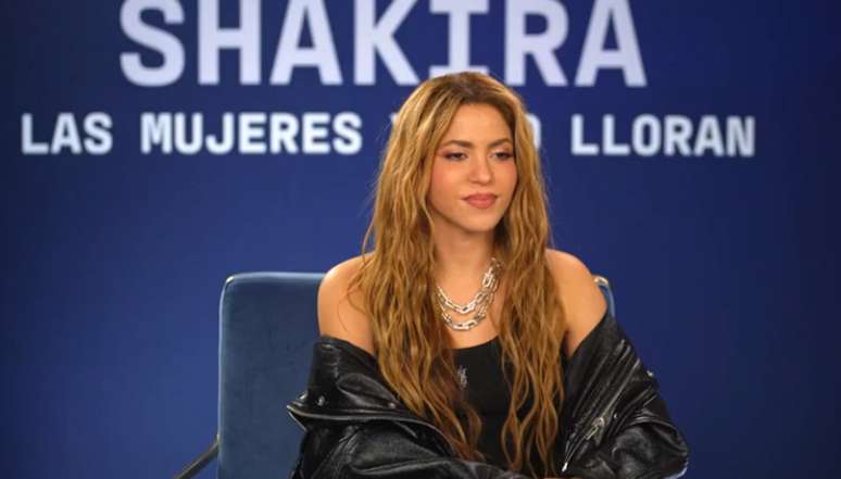O primeiro álbum lançado por Shakira em sete anos, “As Mulheres Não Choram Mais”, está no topo das paradas. Ele é composto por 16 músicas escritas pela cantora após a turbulenta separação do ex-jogador Gerard Piqué.
