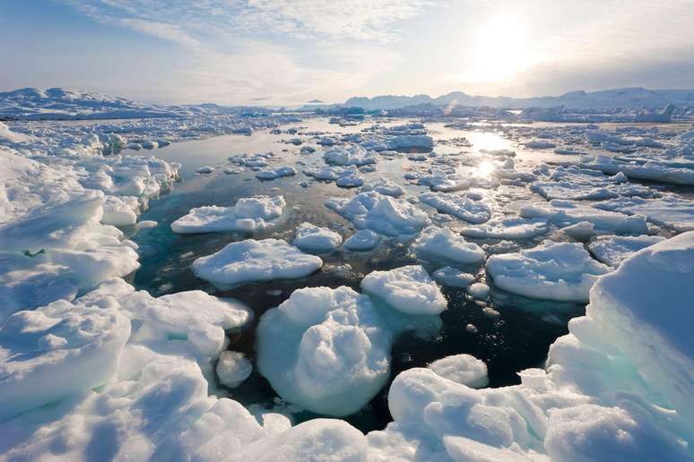 O derretimento das geleiras traz à superfície metano armazenado que permaneceu oculto por milhares de anos